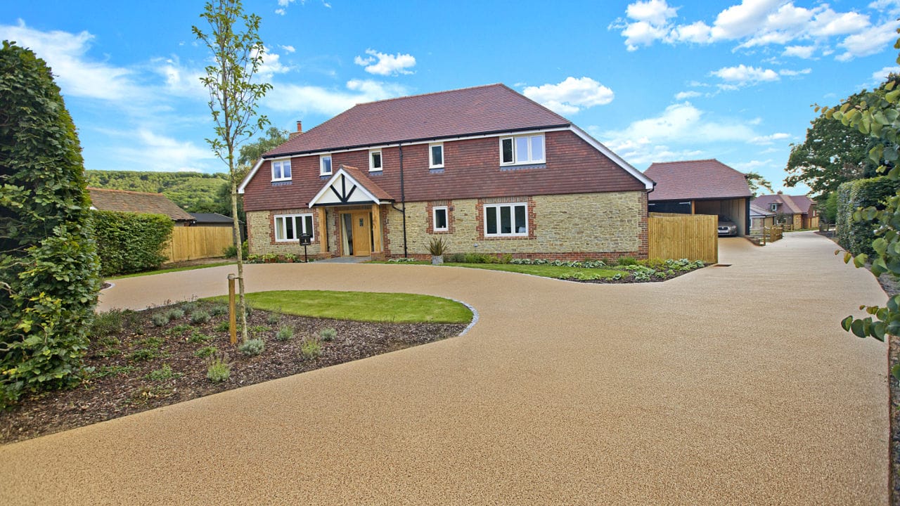 Resin Bound Surfacing in Surrey Resin Bound Surfacing in Surrey