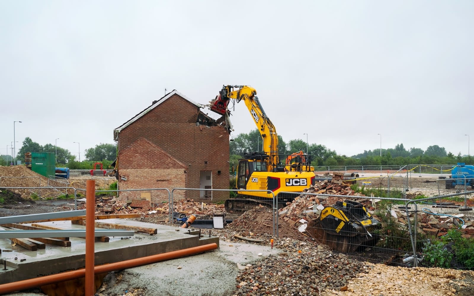 Demolition and dismantling Demolition and dismantling